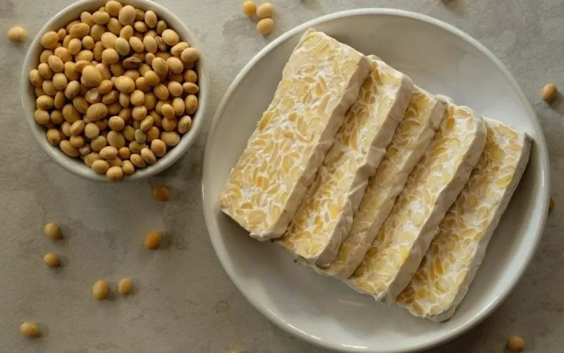 Tempeh đậu gà vàng ươm, giàu dinh dưỡng và chuẩn vị Indonesia