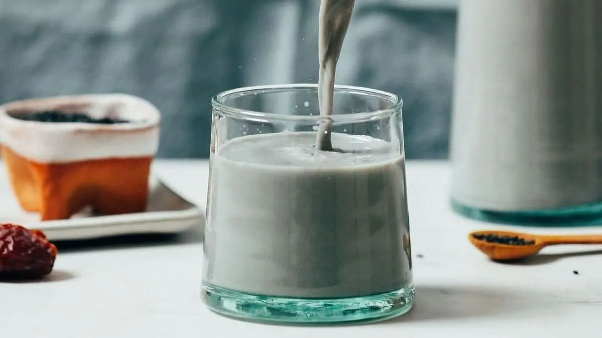 Uống sữa mè đen cho bà bầu giúp mẹ khỏe, da đẹp