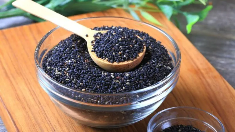 Bầu ăn mè đen được không